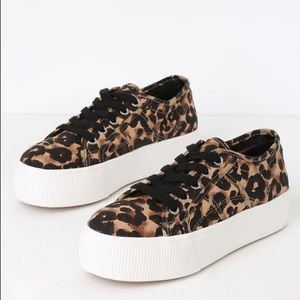 Steve Madden Emmi platform cheetah sneakers